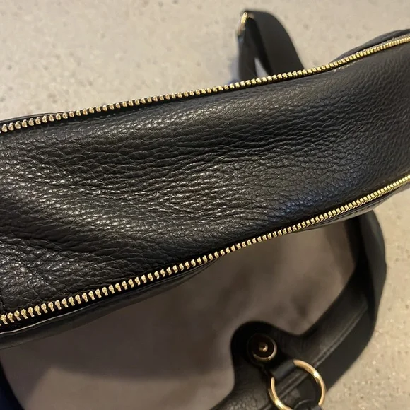 VINCE CAMUTO BARNA LEATHER SADDLE BAG BLACK WITH GOLD TONE HARDWARE - Picture 13 of 16